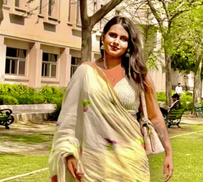 Dr Siingh
